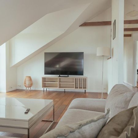 Penthouse / 4 Bedroom / Downtown / Harbour View Torshavn Bagian luar foto