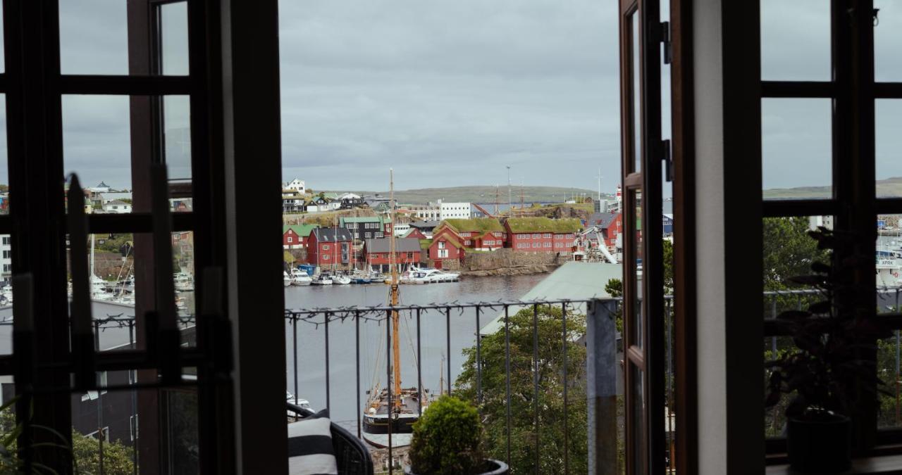 Penthouse / 4 Bedroom / Downtown / Harbour View Torshavn Bagian luar foto