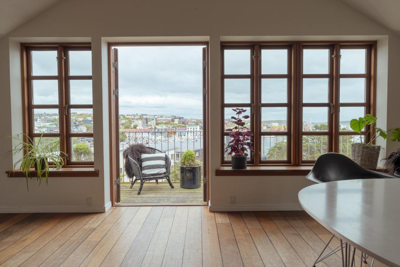 Penthouse / 4 Bedroom / Downtown / Harbour View Torshavn Bagian luar foto