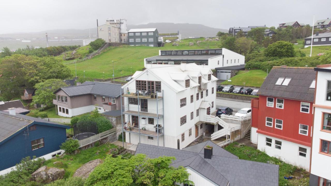 Penthouse / 4 Bedroom / Downtown / Harbour View Torshavn Bagian luar foto