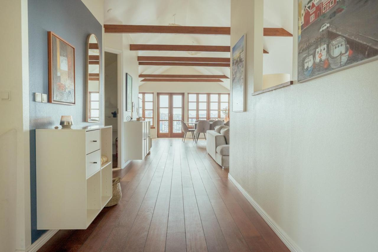 Penthouse / 4 Bedroom / Downtown / Harbour View Torshavn Bagian luar foto